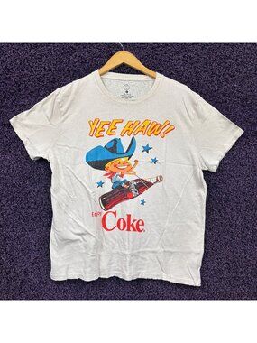 Coca-Cola Cowboy Yee Haw Bottle Rodeo Enjoy Coke T-Shirt L
